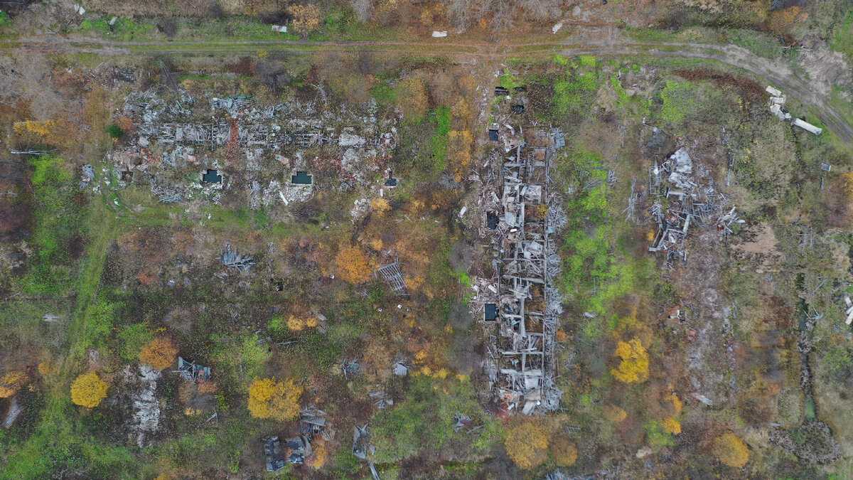 В глухой и безлюдной тайге на Севере нашли заброшенную зону - жутковатое местечко. Фоторепортаж (40+ фото)